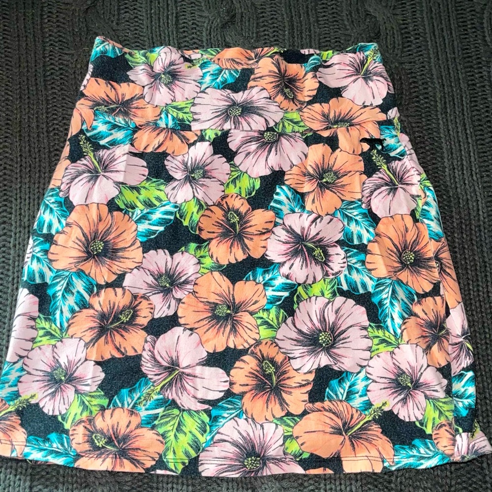 PINK Flower Mini Skirt  💕💗🌸🌺🌷🌼 SM